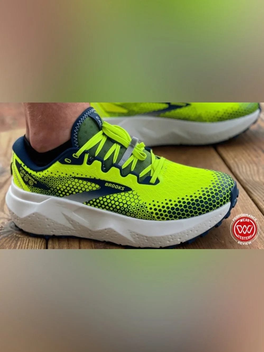 Brooks caldera 6 Neon Lime and Navy Performance Running Shoes - Picture 1 of 9